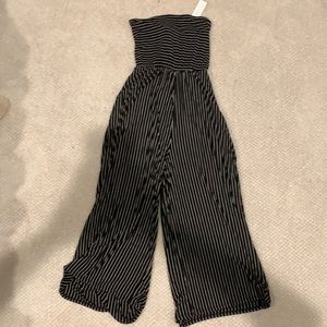 Black and white wide leg jumpsuit American Eagle